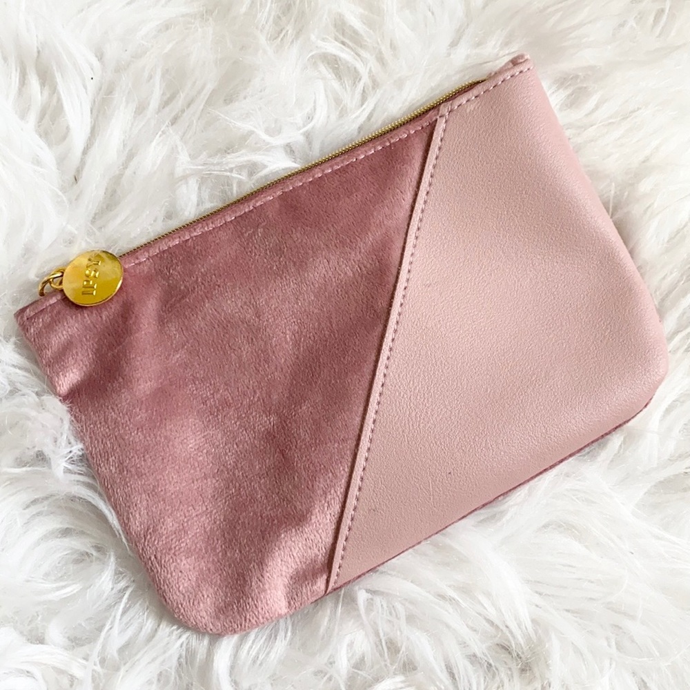🔥Pink Velvet Ipsy Cosmetic Case